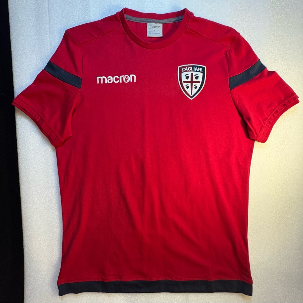 MACARON Red and Black Men's Jersey.  Size L.  Good Condition.
